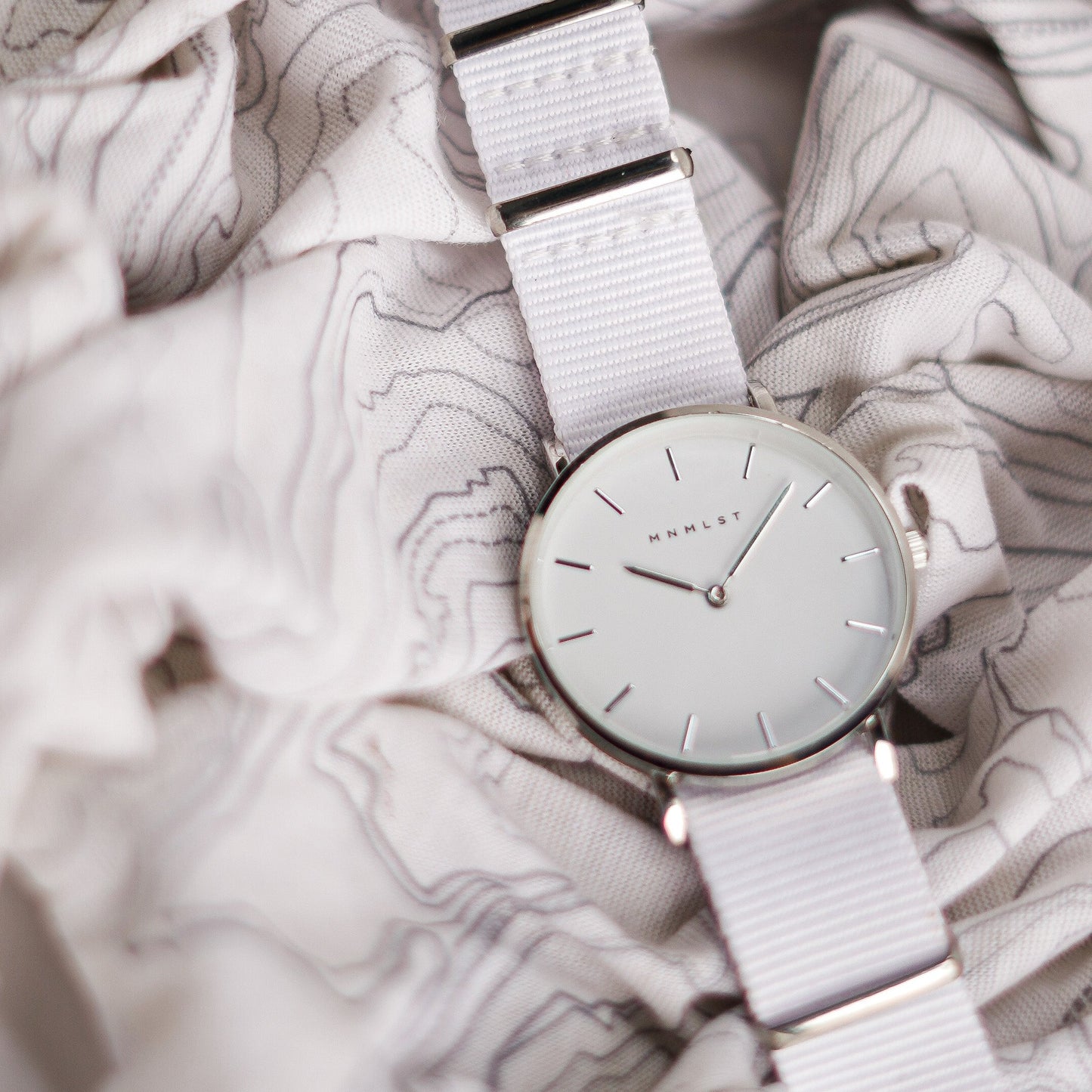 Aura (White)