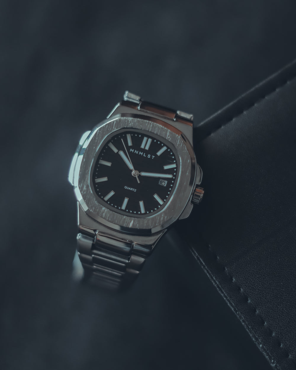 Odyssey (Silver and Black)