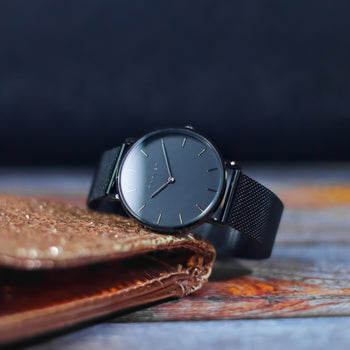 Haute (Black)