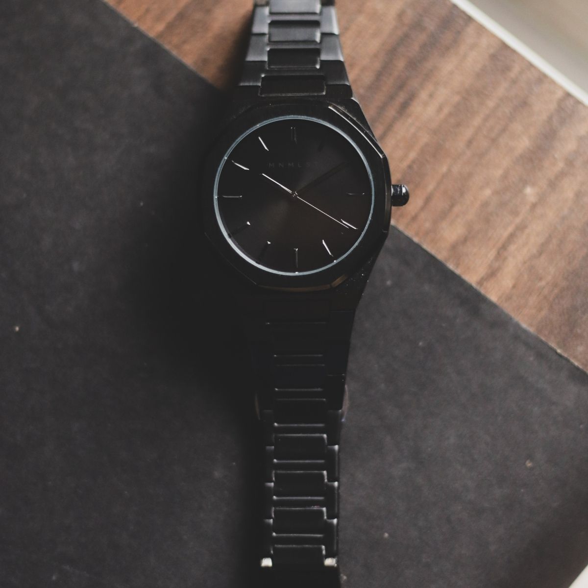 Heritage (Black)