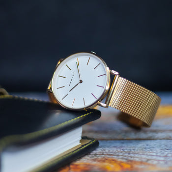 Iconic (Gold)