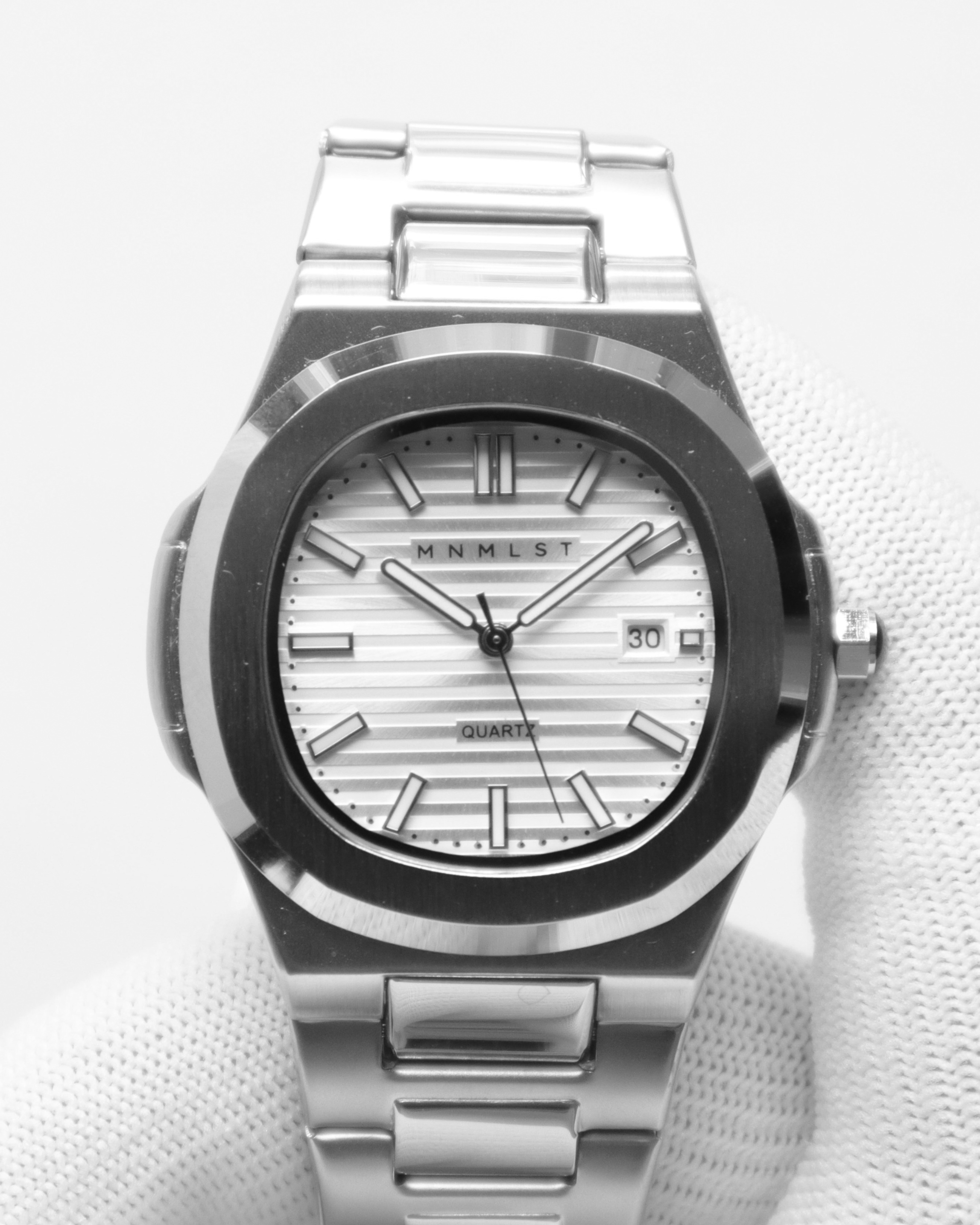 Iconic Form. Distinctive Presence.