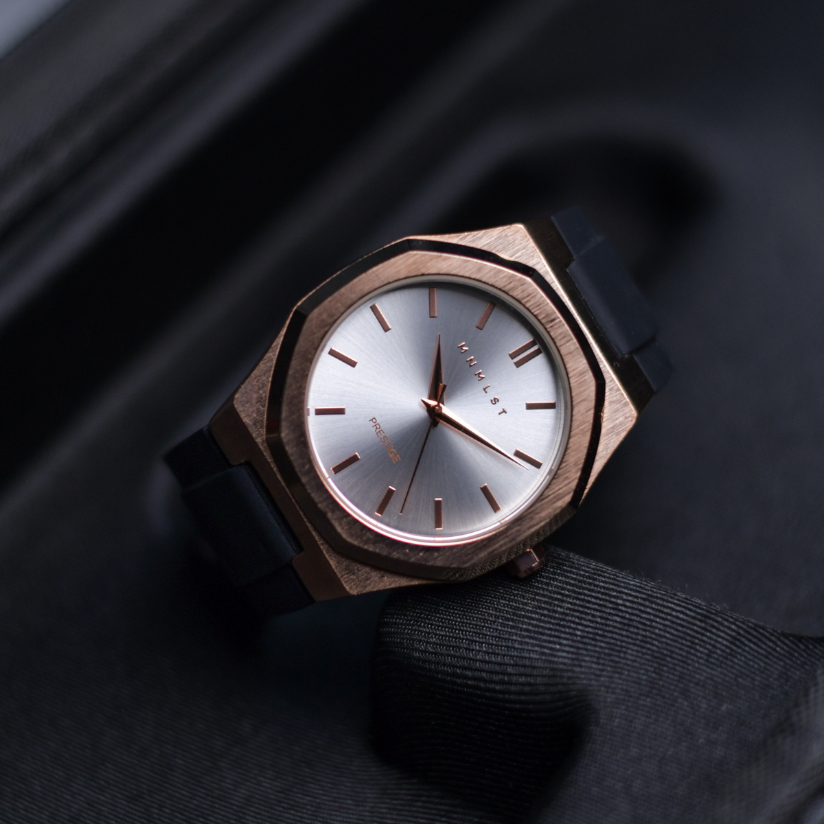 Prestige Pearl - Rose Gold case, Light Coloured Dial, Black Strap