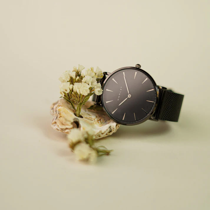 Haute (Black)