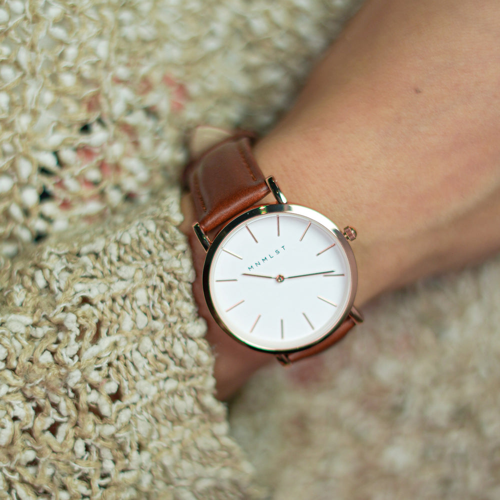 Scarlet (Rose Gold & Brown)